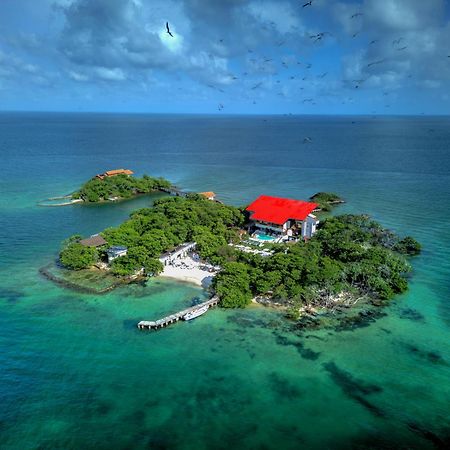 Pao Pao Hotel & Beach Club Isla Grande  Exterior photo